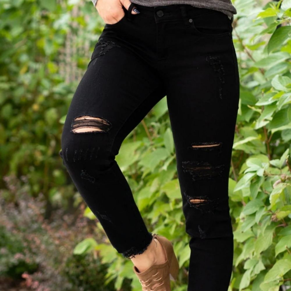 Hidden Black Mid Rise Size 25 Stretch Distressed Skinny Jeans, Womens